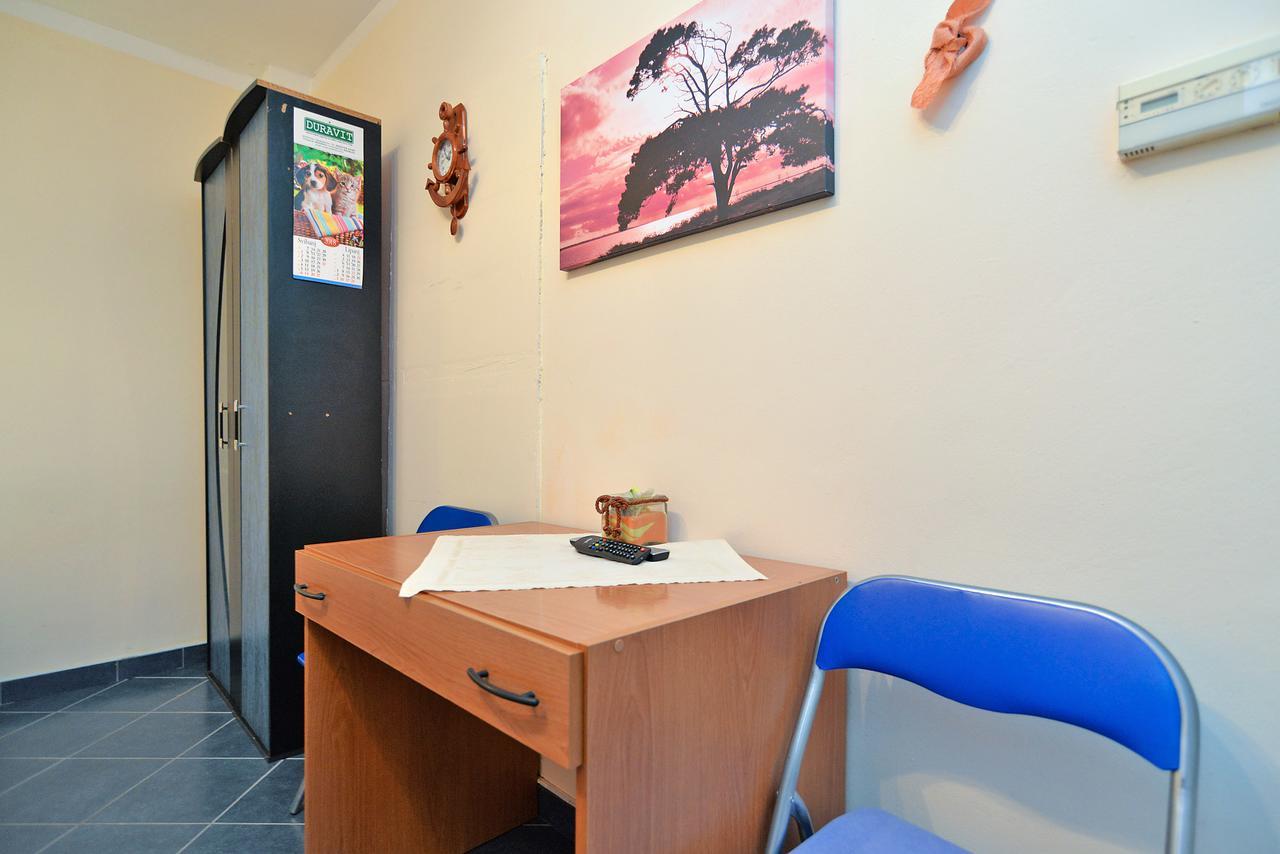 Ana 1684 Apartman *